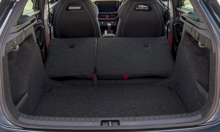 Багажник Skoda Scala Monte Carlo 2020 года  (UK) (фото 30 из 31)